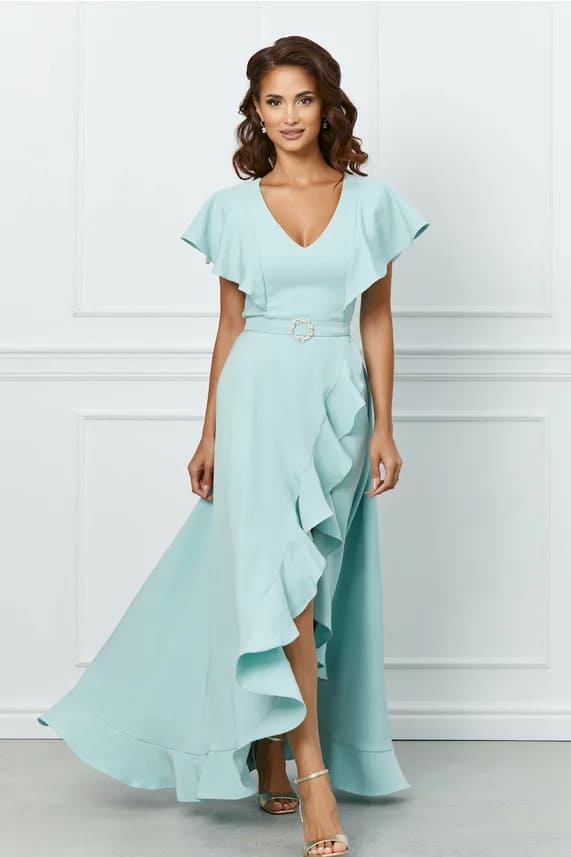 Culori potrivite pentru rochiile de seară: Ghid cu recomandări pentru 2022 Blog